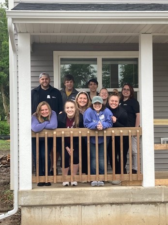 Group H4H photo